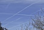 Ślady na niebie po natowskich samolotach AWACS